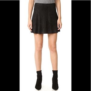 Black BB Dakota Kimber Faux Suede Skirt- Sz 8